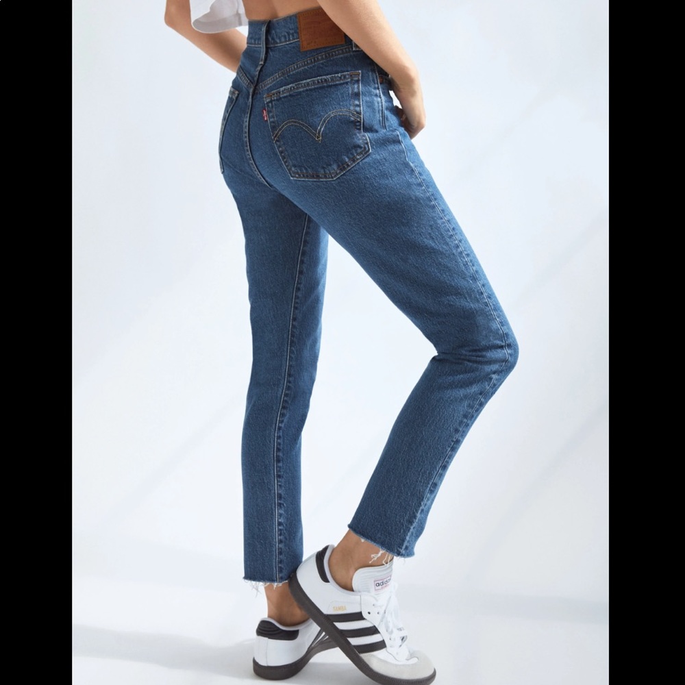 SALE! ⭐️ Levi’s 501 skinny high rise jean in Jive might moves - dark wash - Picture 2 of 12